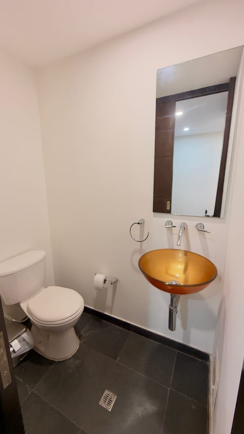 Apartamento en venta en La Carolina, Bogotá · foto 3 de 23