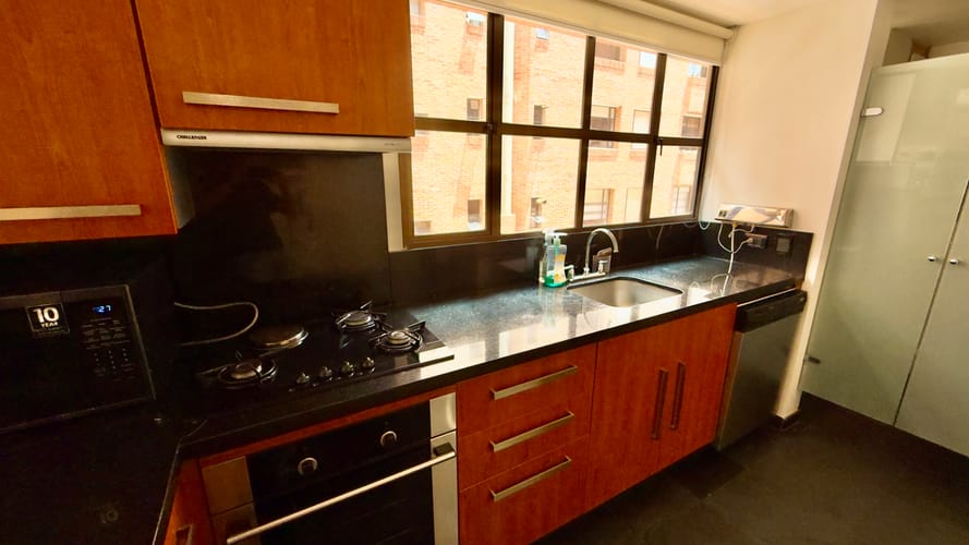 Apartamento en venta en La Carolina, Bogotá · foto 5 de 23