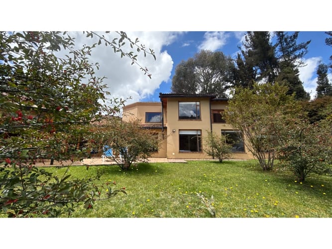 Casa de 5 alcobas en venta en Condominio Teusaca, La Calera, 585 m² · foto 3 de 24