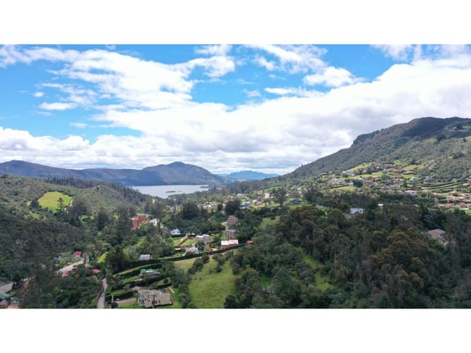 Casa de 5 alcobas en venta en Condominio Teusaca, La Calera, 585 m² · foto 5 de 24