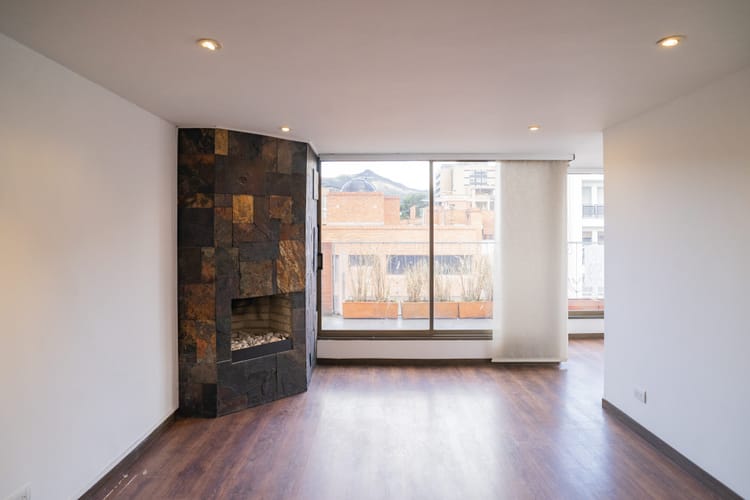Apartamento de 3 alcobas en venta en Chicó Navarra, Bogotá, 144 m² · foto 6 de 24