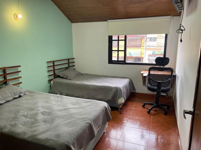 Casa de 6 alcobas en arriendo en La Floresta, Bogotá, 293 m² · foto 7 de 10