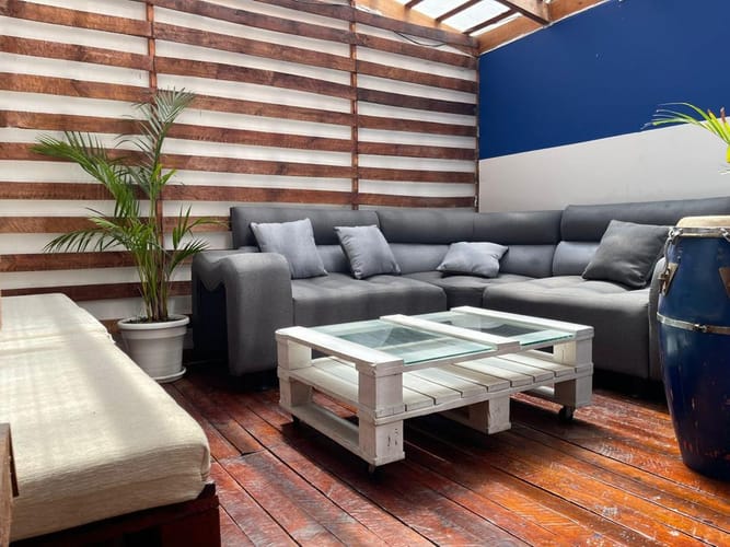 Casa de 6 alcobas en arriendo en La Floresta, Bogotá, 293 m² · foto 10 de 10