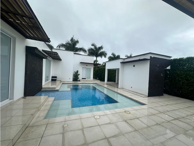 Casa de 4 alcobas en venta en Apiay, Villavicencio, 537 m² · foto 4 de 24