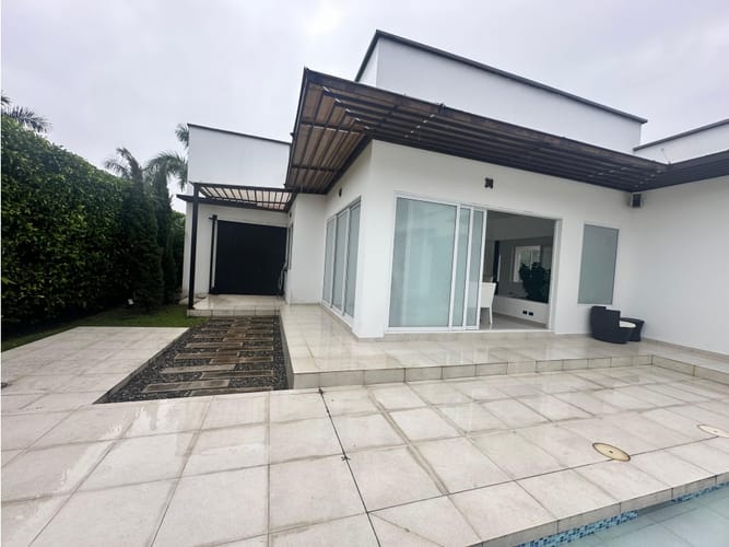 Casa de 4 alcobas en venta en Apiay, Villavicencio, 537 m² · foto 5 de 24
