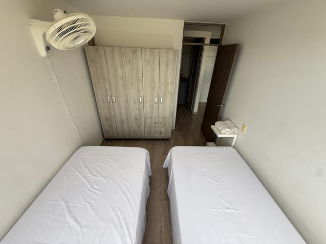 Apartamento de 2 alcobas en venta en Las Palmas, Ricaurte, 50 m² · foto 9 de 16