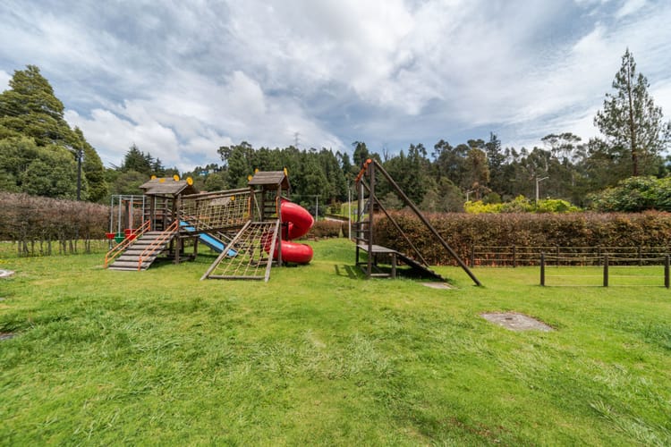 Lote en venta en El Libano, La Calera, 1874 m² · foto 7 de 14
