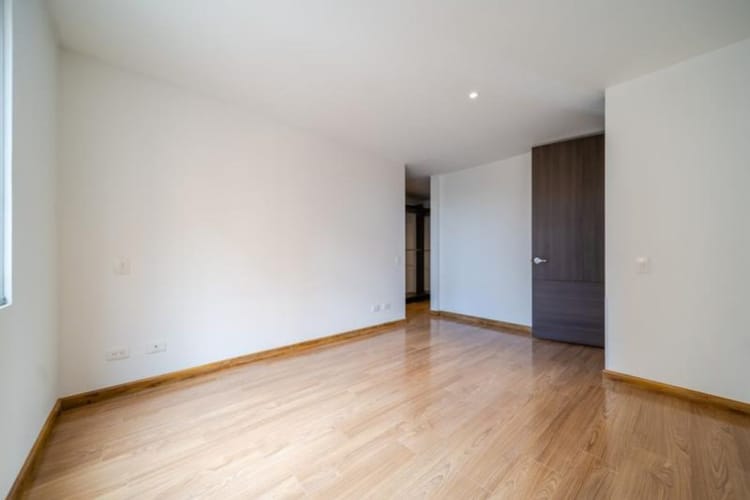 Apartamento en venta en Cerros De Suba, Bogotá · foto 8 de 23