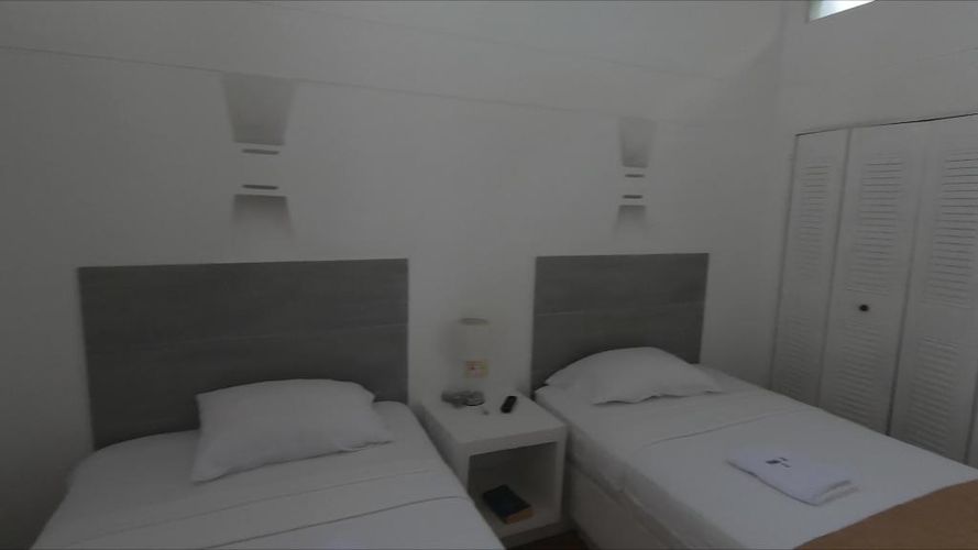 Casa de 5 alcobas en venta en Ricaurte, 300 m² · foto 7 de 16