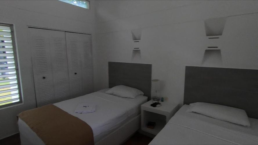 Casa de 5 alcobas en venta en Ricaurte, 300 m² · foto 8 de 16