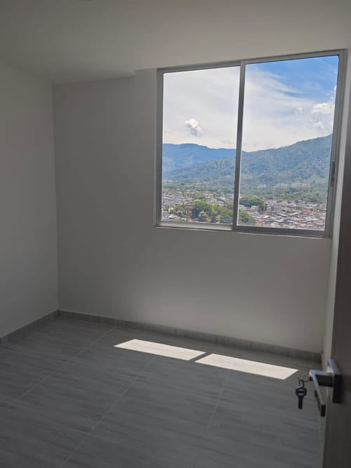 Apartamento de 3 alcobas en venta en La Pola, Ibagué, 68 m² · foto 7 de 12