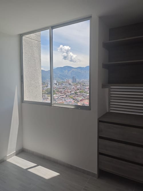 Apartamento de 3 alcobas en venta en La Pola, Ibagué, 68 m² · foto 8 de 12