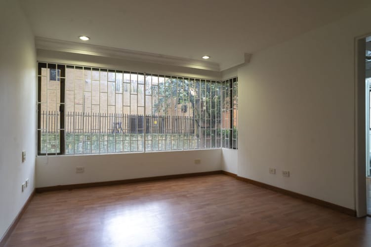 Apartamento de 2 alcobas en venta en Chico, Bogotá, 200 m² · foto 12 de 24