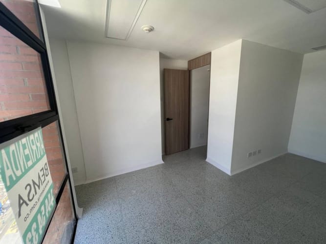Consultorio en arriendo en San Diego, Medellín, 30 m² · foto 7 de 12