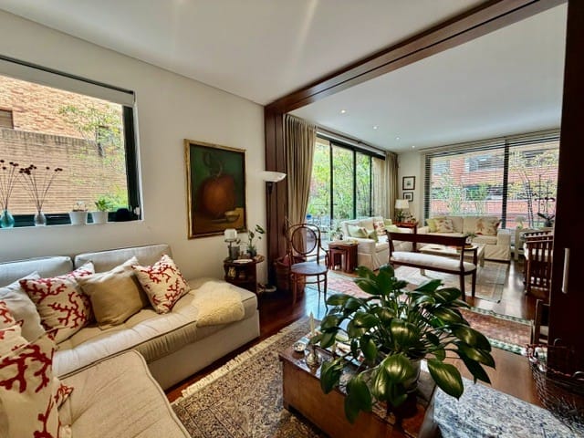 Apartamento de 2 alcobas en arriendo en Chicó Reservado, Bogotá, 216 m² · foto 9 de 24