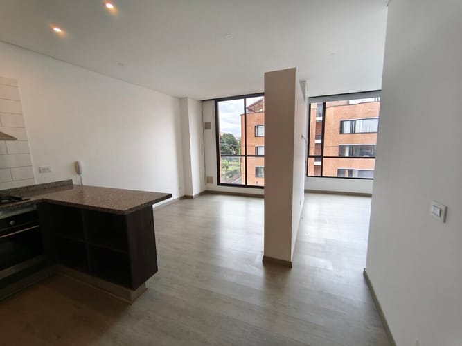 Apartaestudio en venta en Chicó Navarra, Bogotá, 49 m² · foto 3 de 13