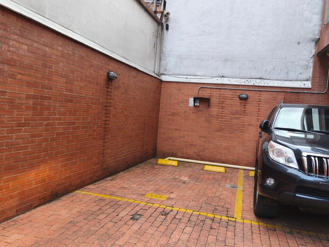 Apartaestudio en venta en Chicó Navarra, Bogotá, 49 m² · foto 12 de 13