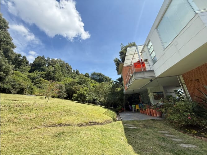 Casa de 4 alcobas en venta en Aposentos, Sopó, 549 m² · foto 2 de 18