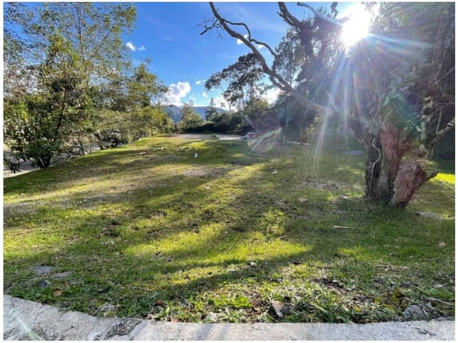 Lote en venta en Santa Elena, El Retiro, 2054 m² · foto 2 de 5
