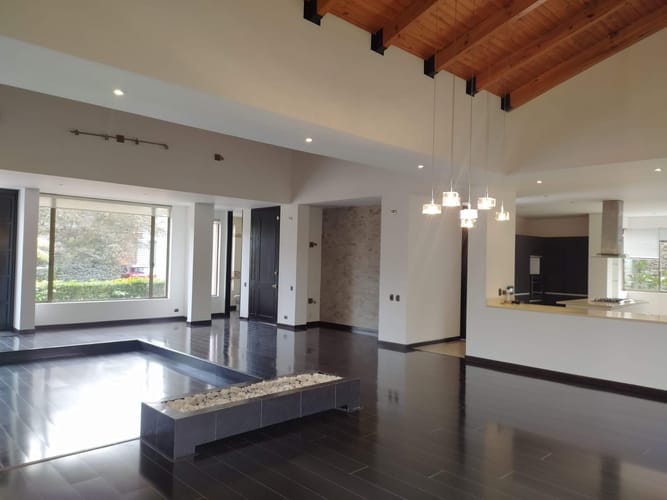 Casa en venta en Guaymaral, Bogotá · foto 3 de 24