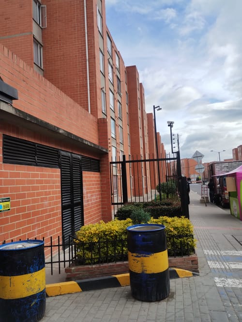 Apartamento de 2 alcobas en venta en Bosatama, Soacha, 49 m² · foto 2 de 20