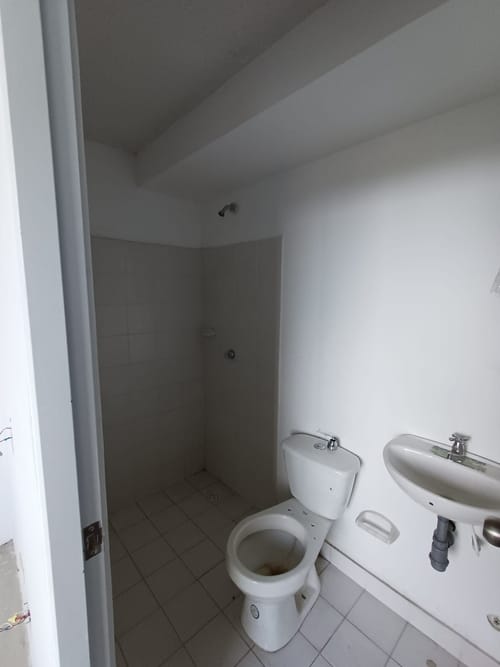 Apartamento de 3 alcobas en venta en El Higueron, Yumbo, 61 m² · foto 15 de 16