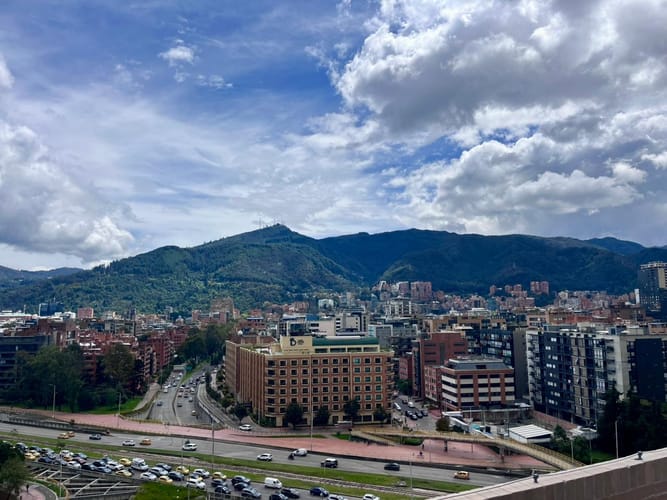 Apartaestudio en venta en Chico Norte, Bogotá, 35 m² · foto 5 de 5