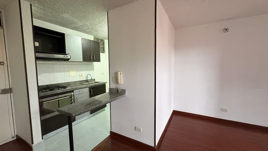 Apartamento de 2 alcobas en venta en Plaza Imperial Centro Comercial, Bogotá, 40 m² · foto 3 de 17