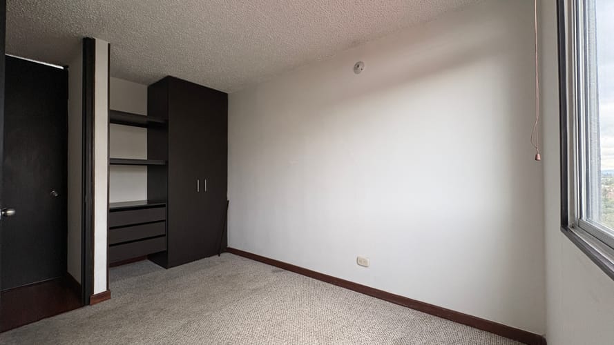 Apartamento de 2 alcobas en venta en Plaza Imperial Centro Comercial, Bogotá, 40 m² · foto 6 de 17