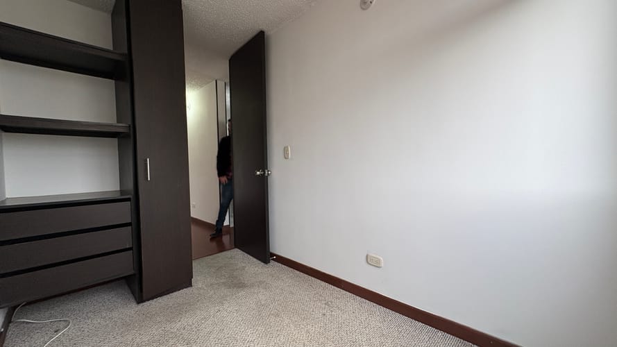 Apartamento de 2 alcobas en venta en Plaza Imperial Centro Comercial, Bogotá, 40 m² · foto 7 de 17