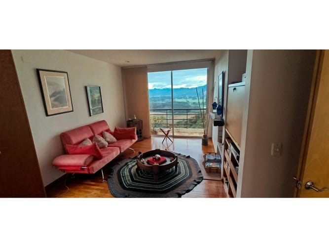 Casa de 4 alcobas en venta en Aposentos, Sopó, 390 m² · foto 23 de 24