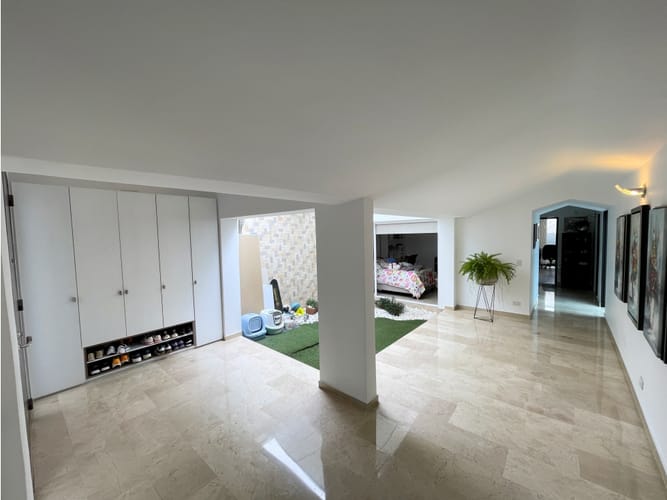 Casa en venta en Alhambra, Bogotá · foto 3 de 22