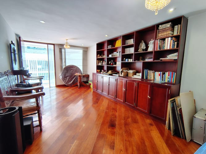 Casa de 4 alcobas en venta en Chicó Alto, Bogotá, 268 m² · foto 2 de 20