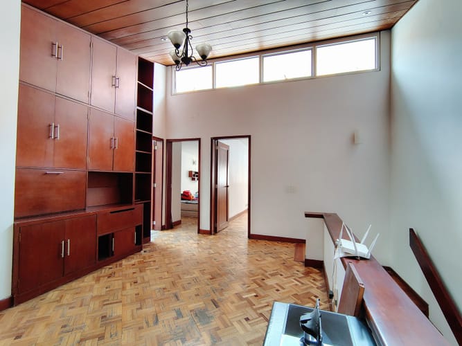 Casa de 4 alcobas en venta en Chicó Alto, Bogotá, 268 m² · foto 9 de 20