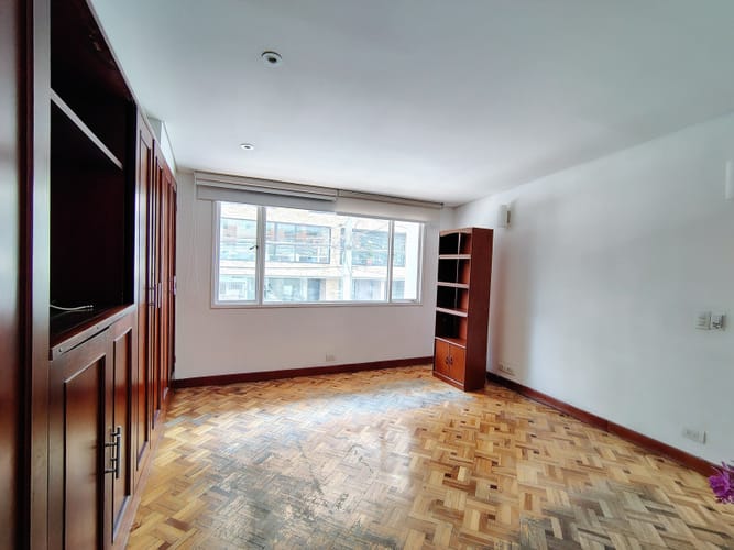 Casa de 4 alcobas en venta en Chicó Alto, Bogotá, 268 m² · foto 10 de 20