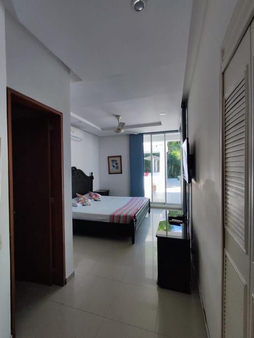 Casa de 5 alcobas en venta en Girardot, Girardot, 400 m² · foto 13 de 13
