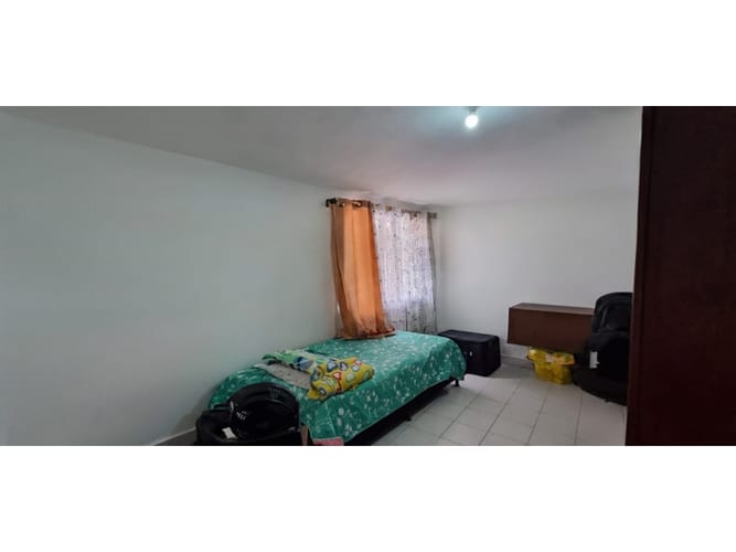Casa de 4 alcobas en venta en Caqueta, La Estrella, 124 m² · foto 9 de 17