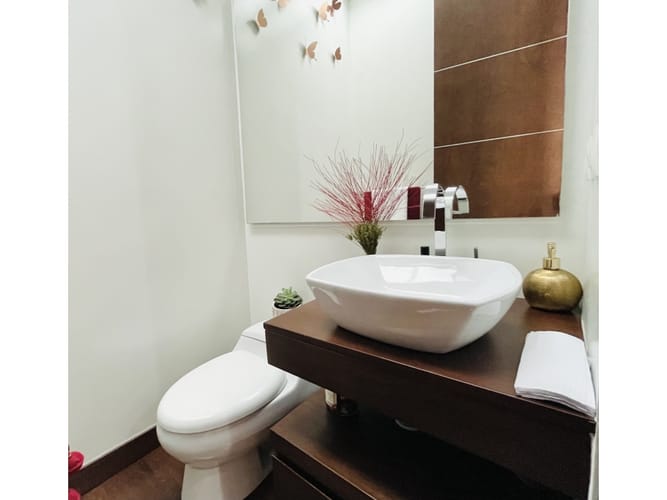 Apartamento de 1 alcoba en venta en Chico, Bogotá, 91 m² · foto 11 de 15