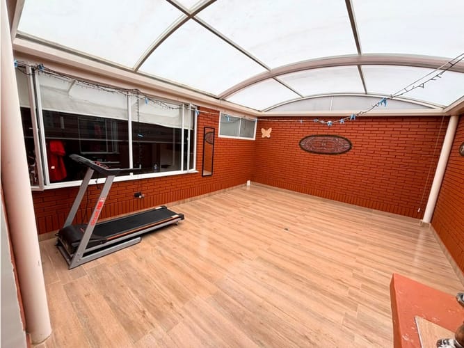 Casa de 3 alcobas en venta en Alhambra, Bogotá, 240 m² · foto 12 de 13