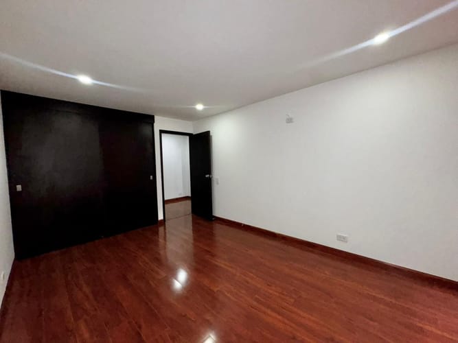 Apartamento de 2 alcobas en venta en Chapinero, Bogotá, 160 m² · foto 16 de 24