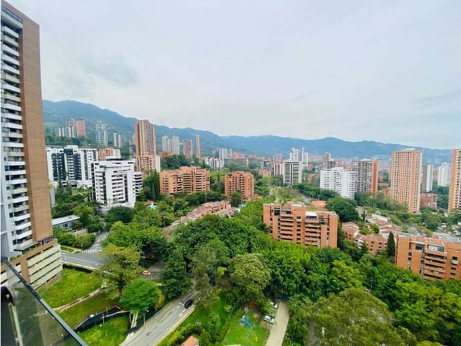 Apartaestudio en arriendo en El Tesoro, Medellín, 67 m² · foto 13 de 16