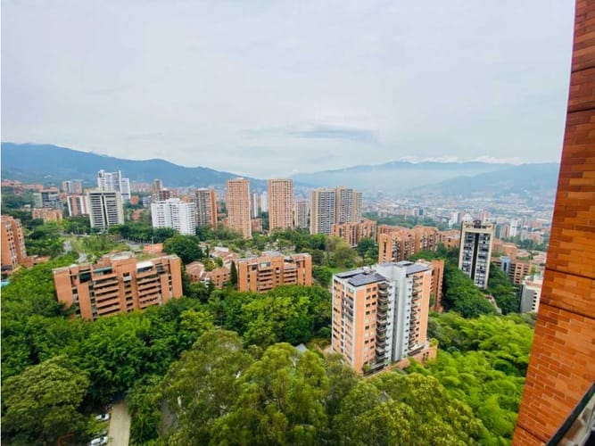 Apartaestudio en arriendo en El Tesoro, Medellín, 67 m² · foto 14 de 16