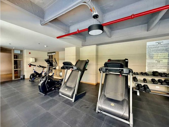 Apartaestudio en arriendo en El Tesoro, Medellín, 67 m² · foto 15 de 16