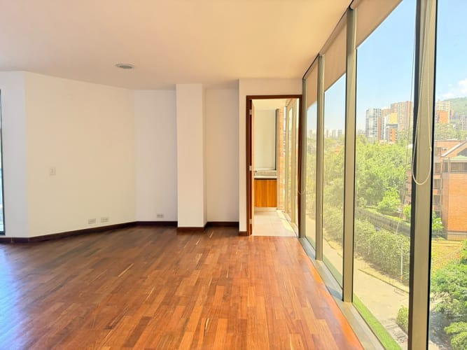Oficina en venta en Los Naranjos, Medellín, 67 m² · foto 5 de 11