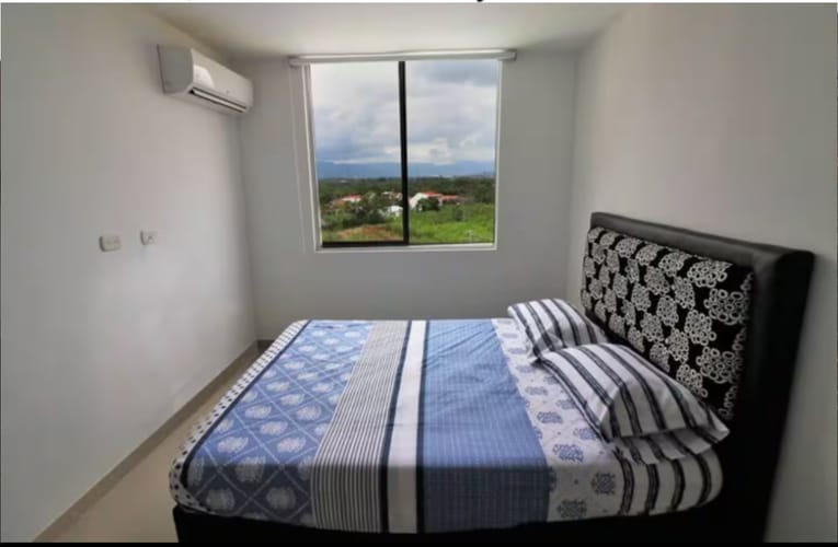 Apartamento de 2 alcobas en venta en Las Palmas, Ricaurte, 55 m² · foto 10 de 14