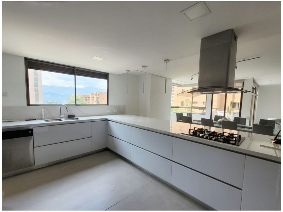 Apartamento en Venta en Lalinde, Medellín