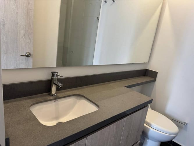 Apartamento de 2 alcobas en arriendo en El Poblado, Medellín, 81 m² · foto 16 de 18