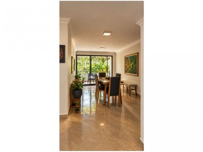 Apartamento de 3 alcobas en venta en La Frontera, Medellín, 116 m² · foto 2 de 12