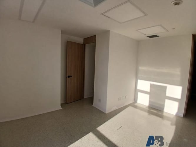 Oficina en arriendo en San Diego, Medellín, 30 m² · foto 6 de 11