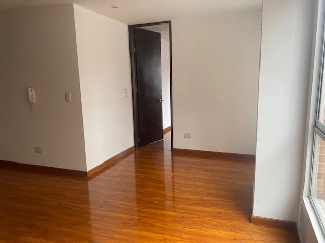 Apartaestudio en venta en Alhambra, Bogotá, 41 m² · foto 12 de 20